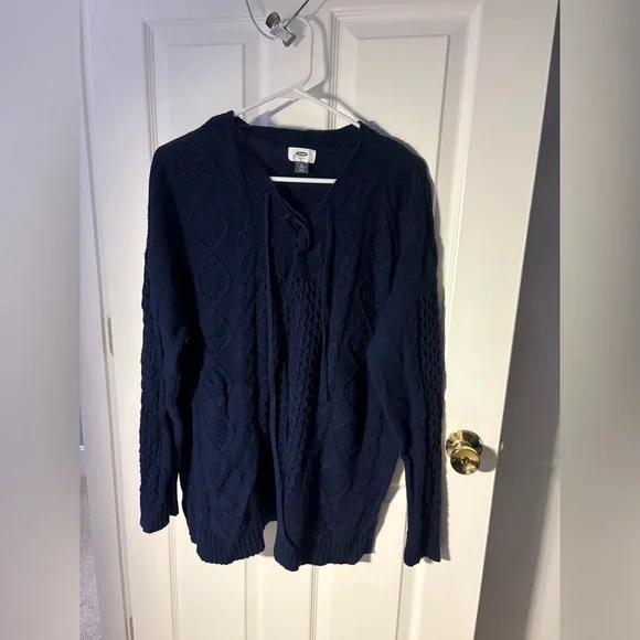 Old Navy Dark Blue Knit Sweater - Picture 1 of 7